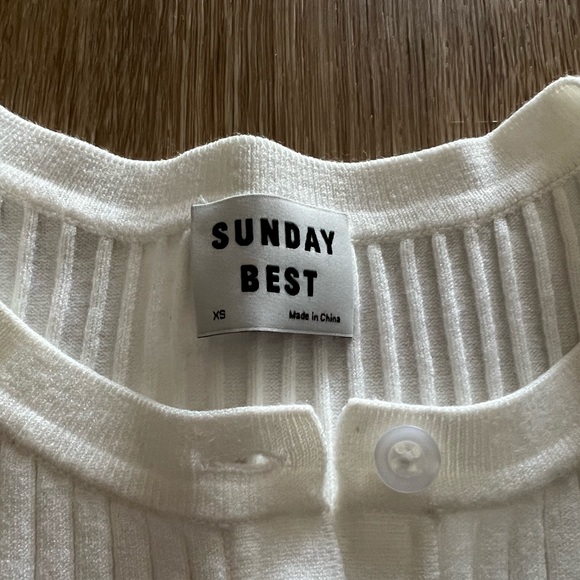 Aritzia (Sunday Best) Sienna Cropped Sweater in White (NWOT) - Picture 6 of 12